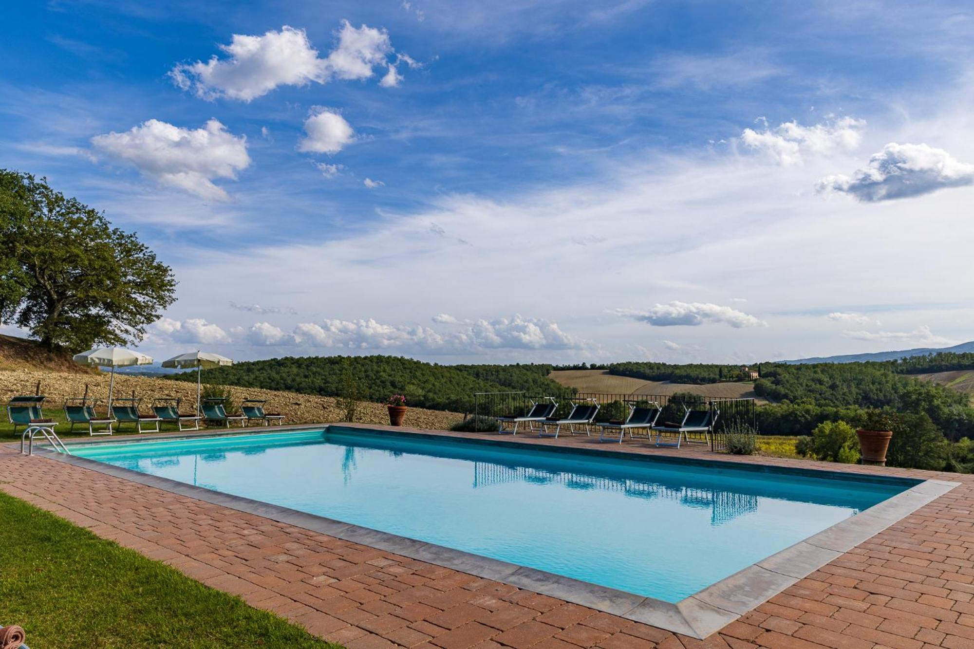 Villa Palazzo Bello Con Piscina E Ac - Cetona Luaran gambar